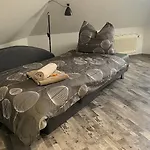 Wunderschoene Grosszuegige Neustadtwohnung