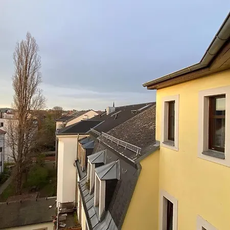 Wunderschoene Grosszuegige Neustadtwohnung * Dresde