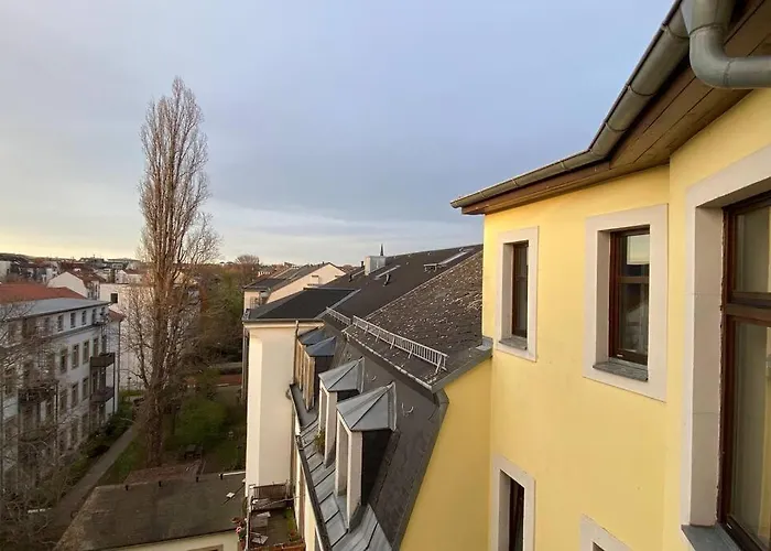 Wunderschoene Grosszuegige Neustadtwohnung * Dresden