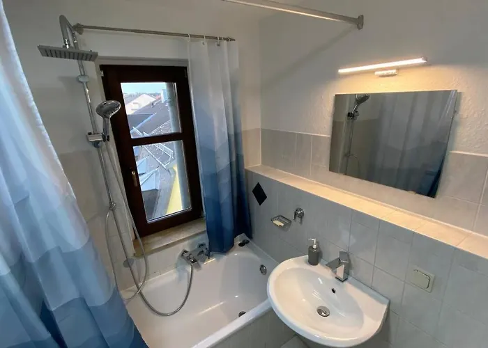 Wunderschoene Grosszuegige Neustadtwohnung Apartamento Dresden