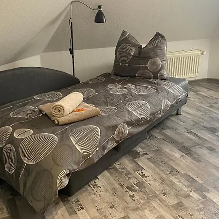 Wunderschoene Grosszuegige Neustadtwohnung